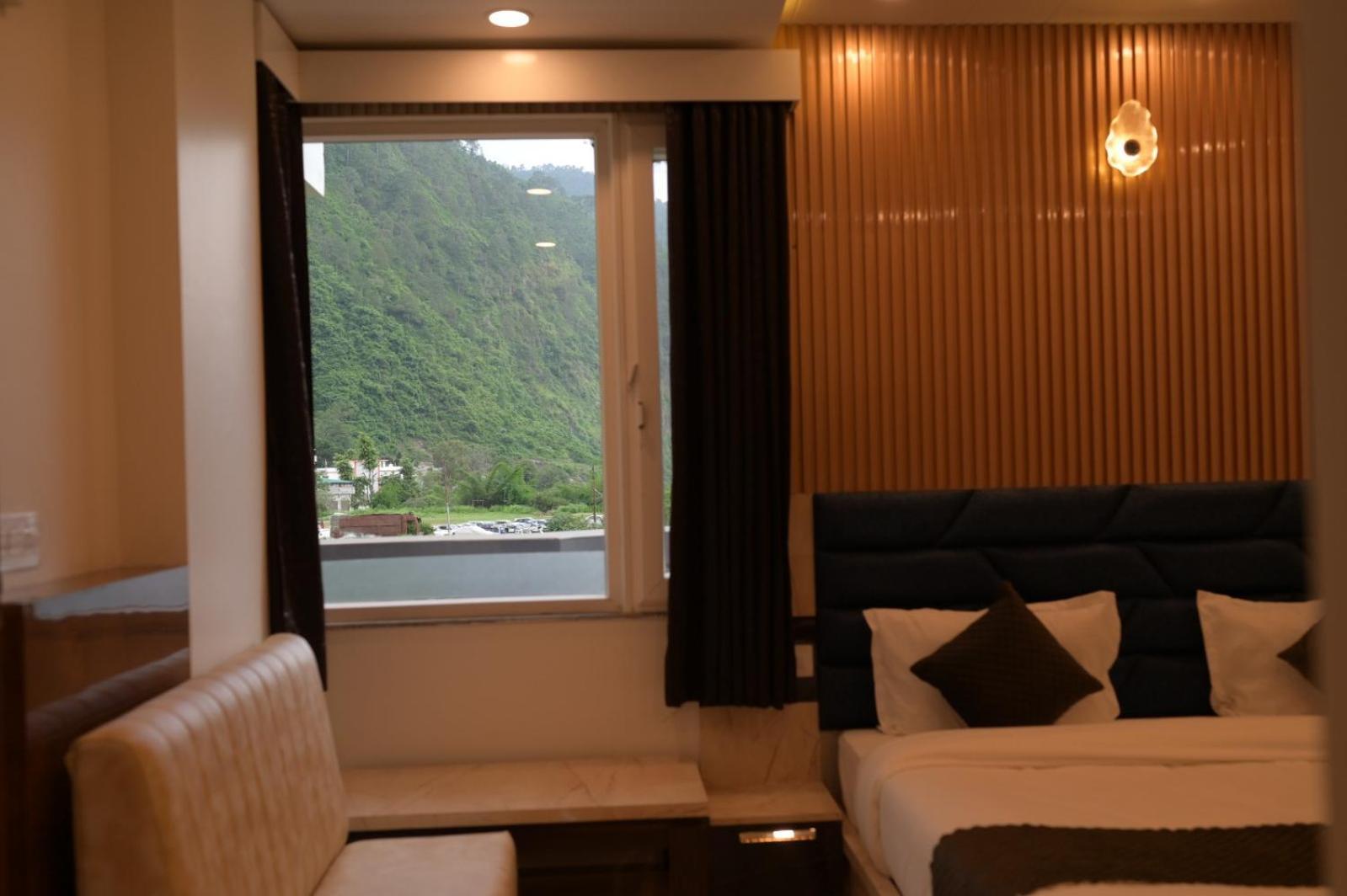 Hotel Udit Inn Rudraprayāg 外观 照片